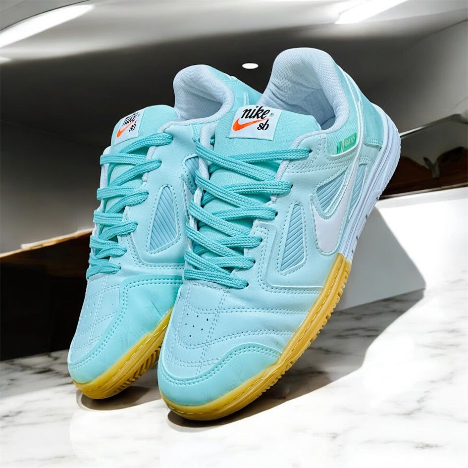 NIKE GUAYO SIN TACHE