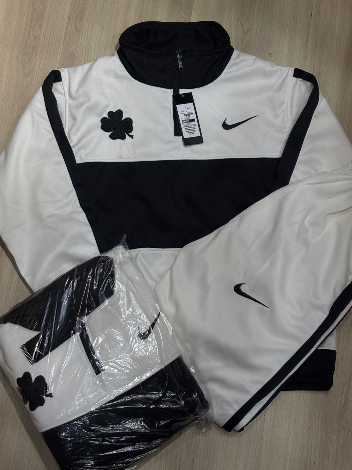 CONJUNTO NIKE UNISEX LOGO IMPORTADO 2.0