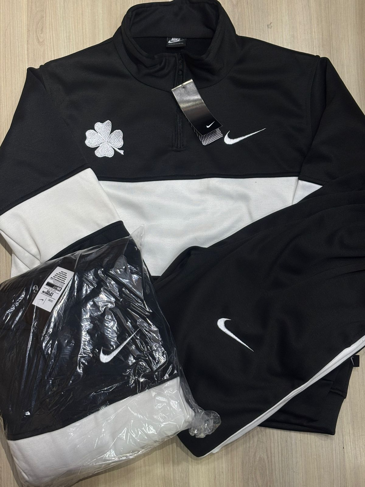 CONJUNTO NIKE UNISEX LOGO IMPORTADO 2.0
