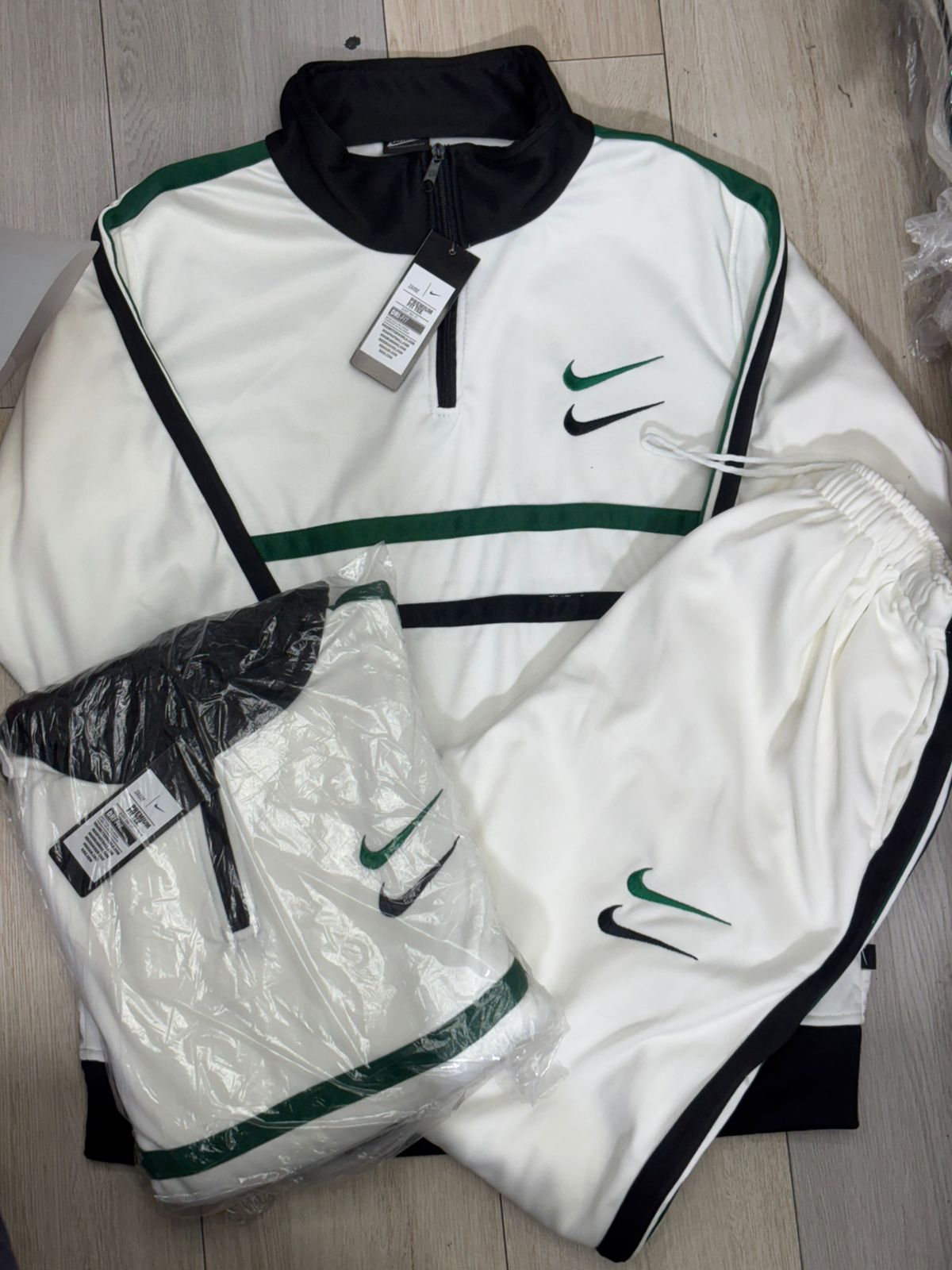 CONJUNTO DOBLE NIKE LOGO IMPORTADO UNISEX