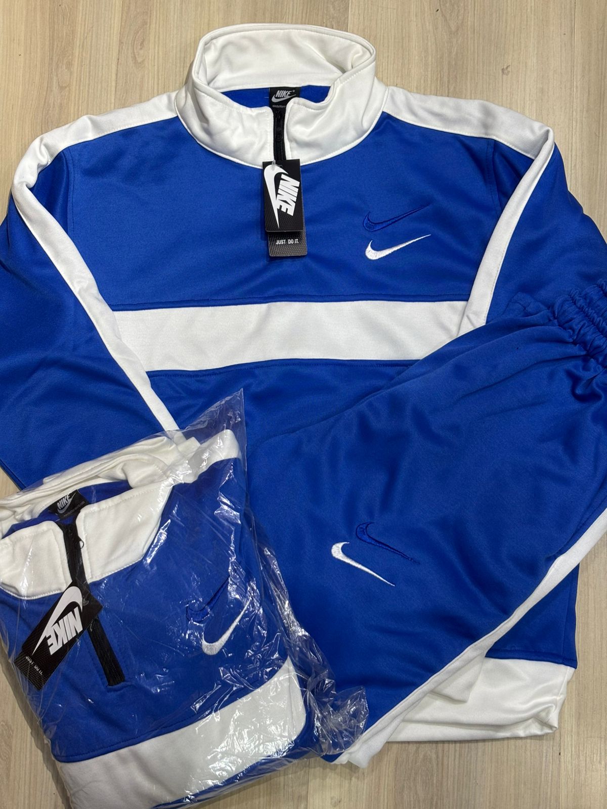 CONJUNTO NIKE UNISEX LOGO IMPORTADO 2.0