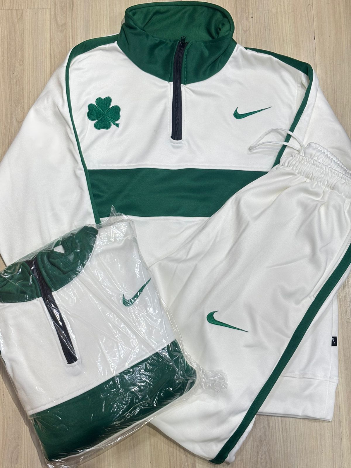 CONJUNTO NIKE UNISEX LOGO IMPORTADO 2.0