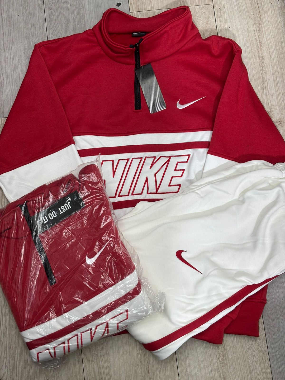 CONJUNTO NIKE UNSEX LOGO IMPORTADO