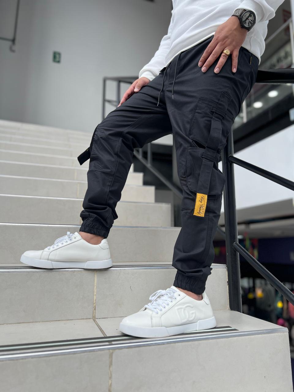 PANTALON DRILL TIRA AMARRILLA