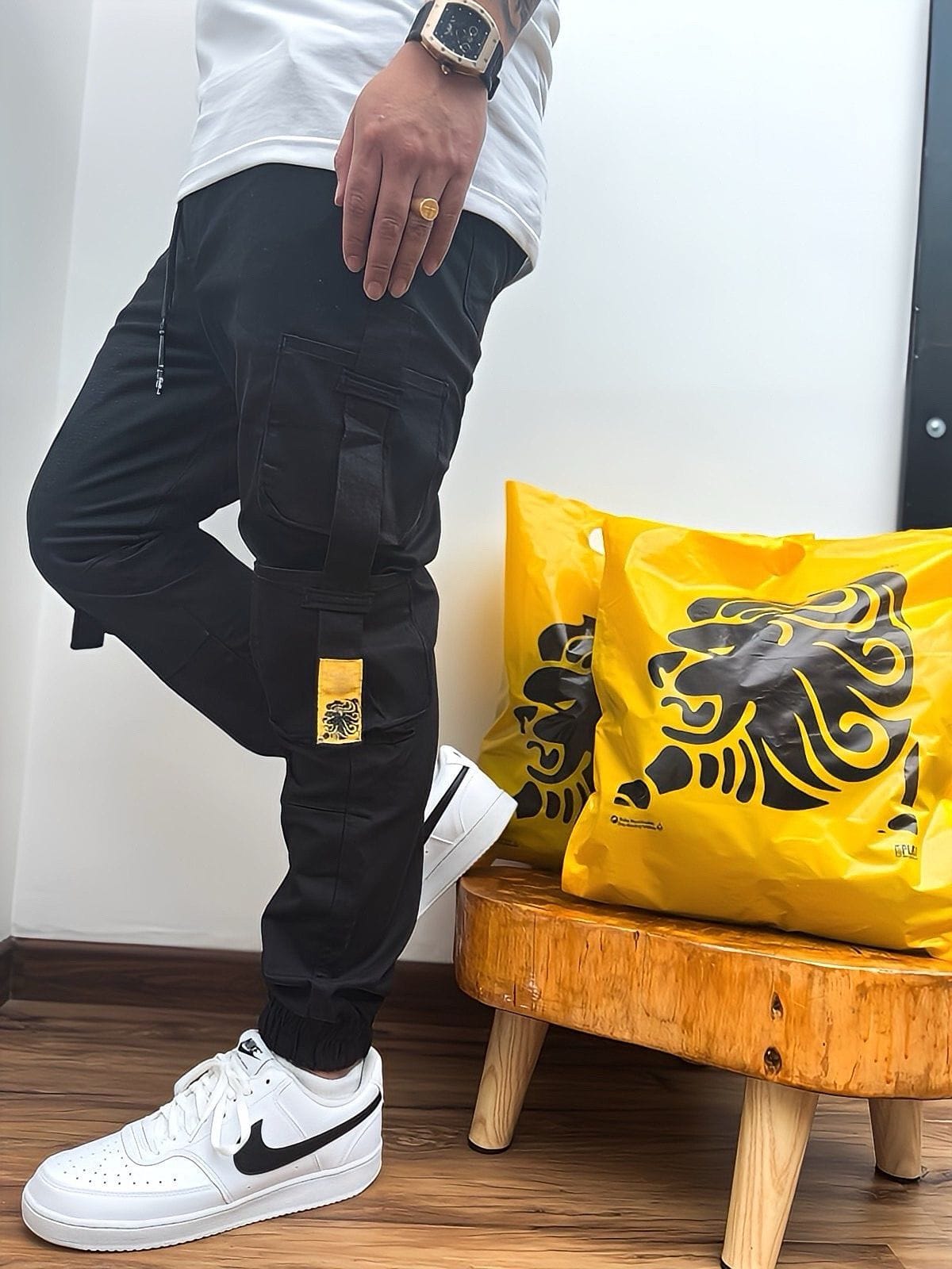 PANTALON DRILL TIRA AMARRILLA